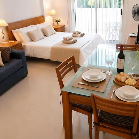 D202 Vanessa Apartments, Peyia