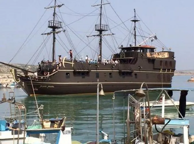 D202 Vanessa Apartments, Lägenhet Pégeia